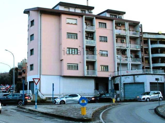 Appartamento in vendita di 110 m² in Via Schipa Michelangelo