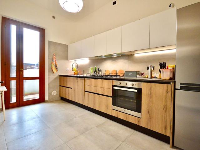 Appartamento in vendita di 110 m² in Via Scrivia