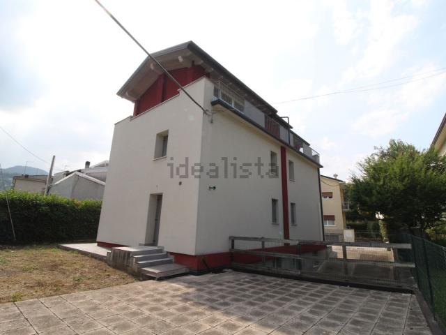 Appartamento in vendita di 110 m² in Via Sette Martiri