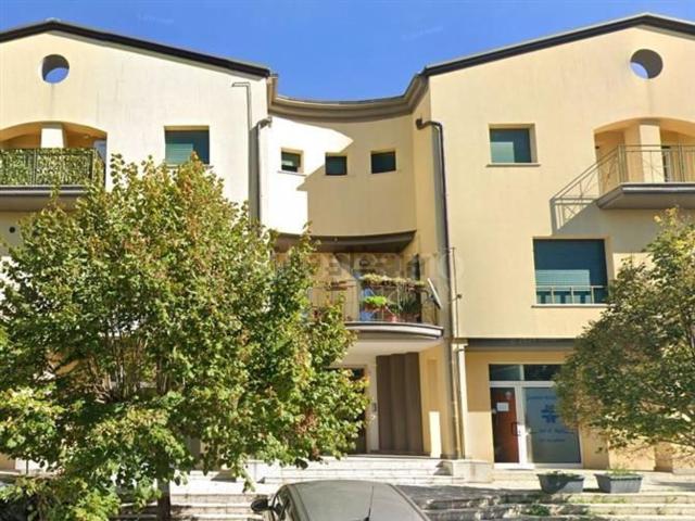 Appartamento in vendita di 110 m² in Via Sicilia