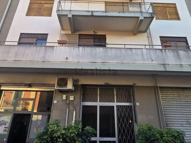 Appartamento in vendita di 110 m² in Via Sicilia, 36