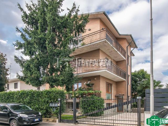 Appartamento in vendita di 110 m² in Via Stelvio