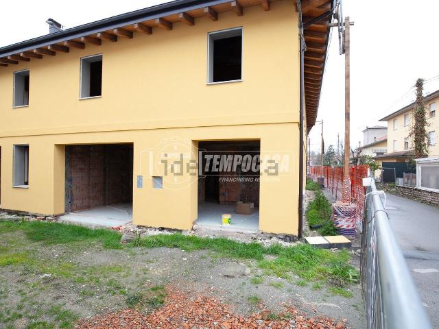 Appartamento in vendita di 110 m² in Via Stenio Guerzoni, 23