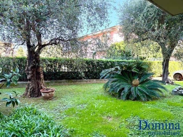 Appartamento in vendita di 110 m² in Via Poggioletto, 1