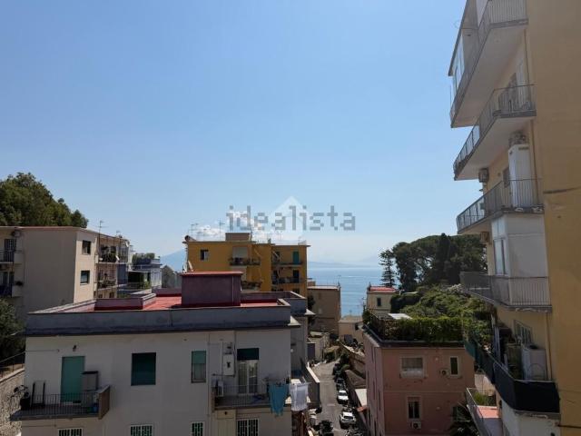 Appartamento in vendita di 110 m² in Via Posillipo, 176