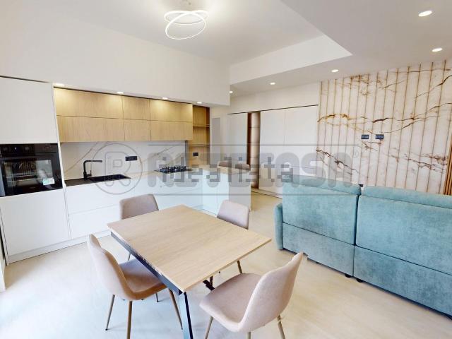 Appartamento in vendita di 110 m² in Via Pacini Giovanni, 18