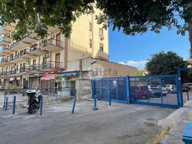 Appartamento in vendita di 110 m² in Via Padre Giuseppe Puglisi, 26