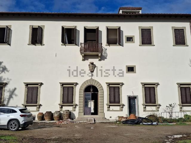 Appartamento in vendita di 110 m² in Via Padre Ernesto Balducci, 3