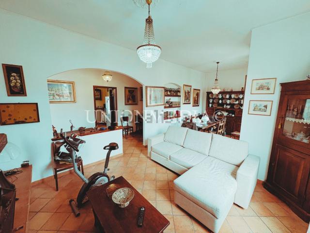 Appartamento in vendita di 110 m² in Via Palvotrisia