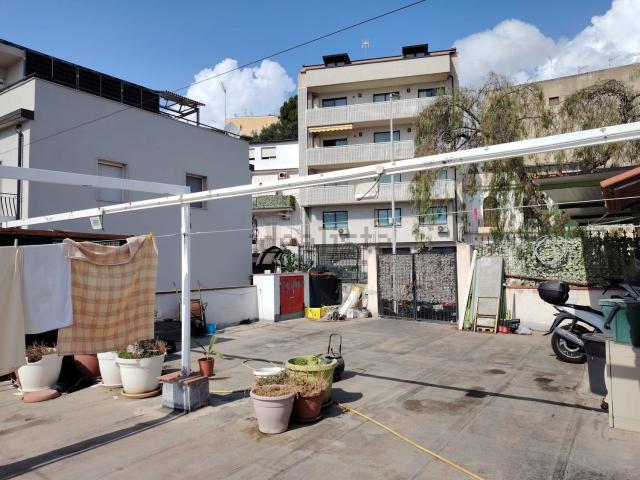 Appartamento in vendita di 110 m² in Via Pasquale Andiloro