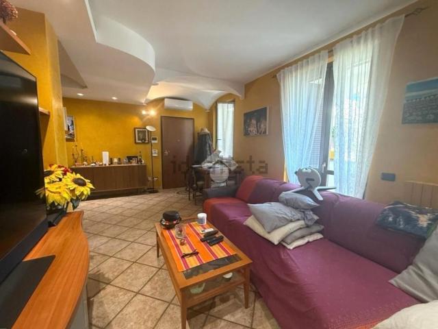 Appartamento in vendita di 110 m² in Via Perone, 21