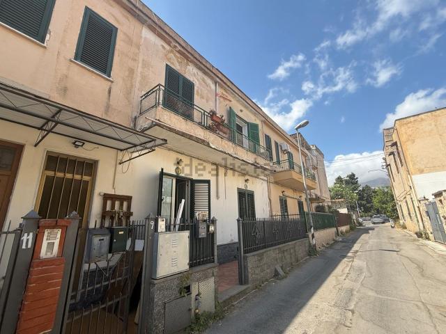 Appartamento in vendita di 110 m² in Via Perseo, 7