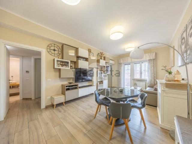 Appartamento in vendita di 110 m² in Via Persio, 10