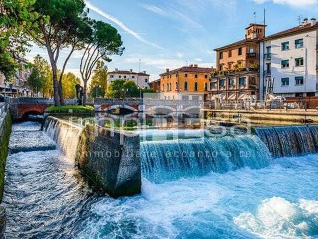 Appartamento in vendita di 110 m² in Via Pescheria, 36