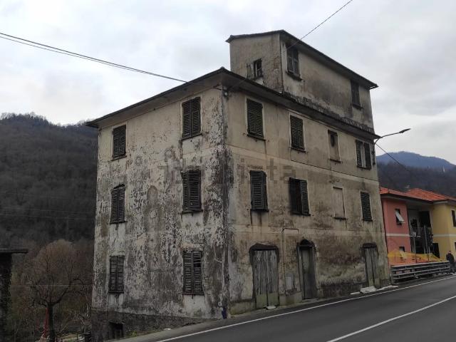 Appartamento in vendita di 110 m² in Via Pian dei Ratti