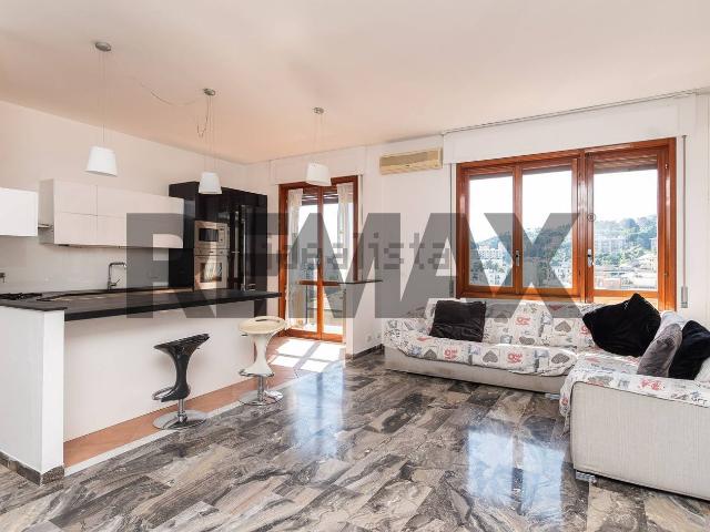 Appartamento in vendita di 110 m² in Via Pian di Forno, 15