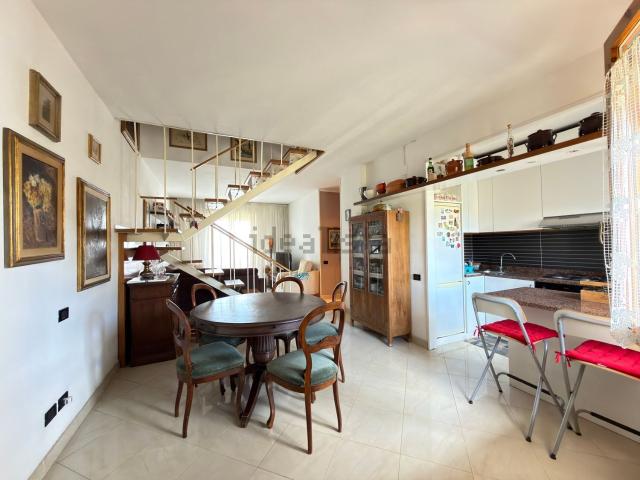 Appartamento in vendita di 110 m² in Via Piemonte, 30