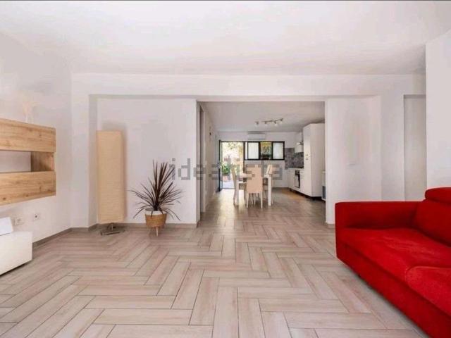 Appartamento in vendita di 110 m² in Via Piero Calamandrei