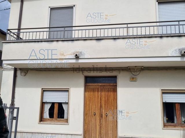 Appartamento in vendita di 110 m² in Via Pietragrossa, 153