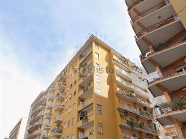 Appartamento in vendita di 110 m² in Via Pietro Mengoli