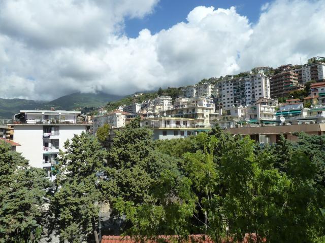 Appartamento in vendita di 110 m² in Via Pietro Agosti