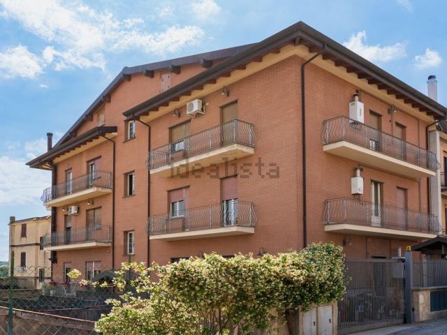 Appartamento in vendita di 110 m² in Via Pietro Lusetti