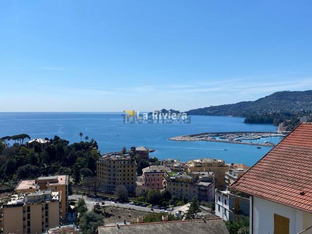 Appartamento in vendita di 110 m² in Via Privata Bozzo Costa