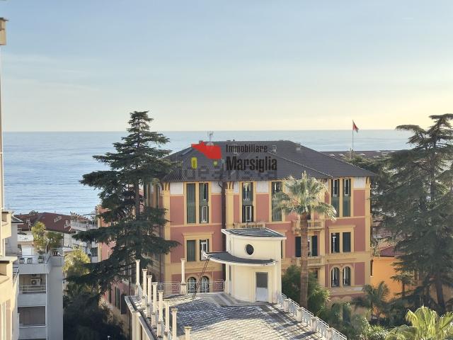 Appartamento in vendita di 110 m² in Via Privata Fratelli Asquasciati, 63