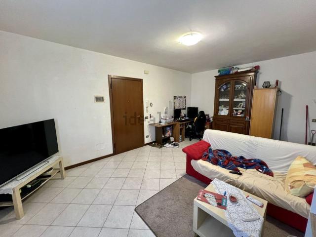 Appartamento in vendita di 110 m² in Via R. Sandrini, 2