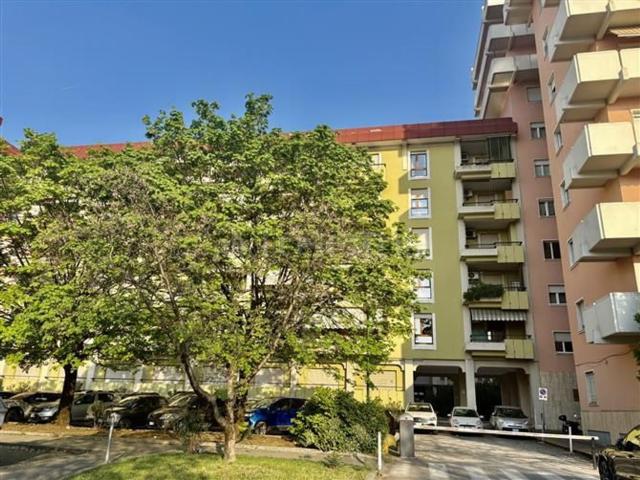 Appartamento in vendita di 110 m² in Via Rodi