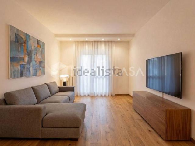 Appartamento in vendita di 110 m² in Via Rodolfo Morandi