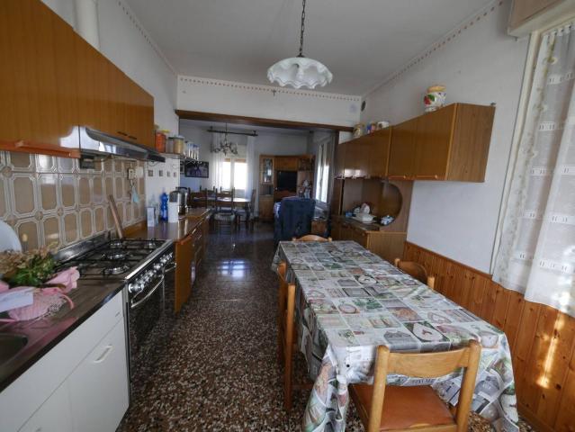 Appartamento in vendita di 110 m² in Via Roma