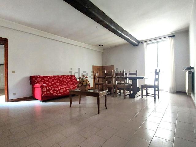 Appartamento in vendita di 110 m² in Via Roma