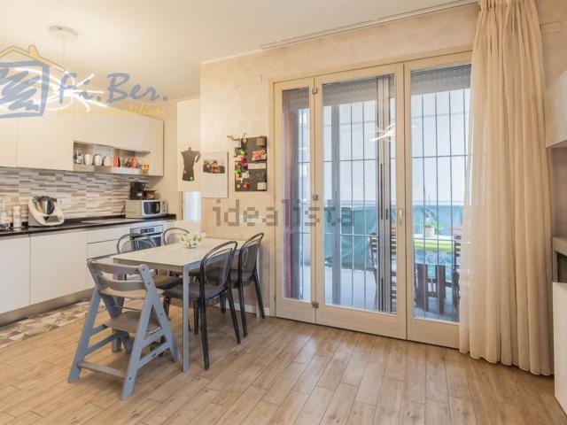 Appartamento in vendita di 110 m² in Via Roma, 115