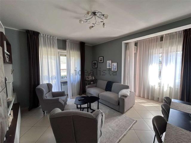 Appartamento in vendita di 110 m² in Via Roma, 11