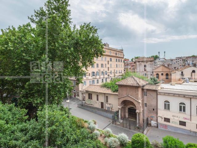 Appartamento in vendita di 110 m² in Via Roma Libera, 16