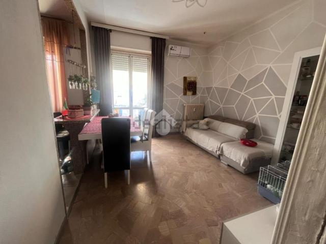 Appartamento in vendita di 110 m² in Via Romolo Romani, 7