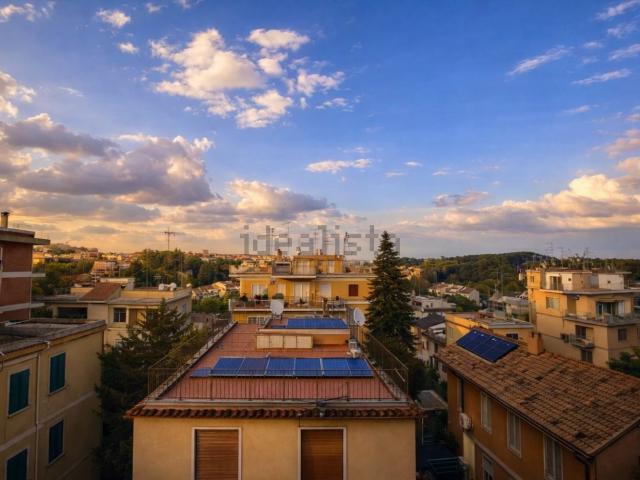Appartamento in vendita di 110 m² in Via Roncegno