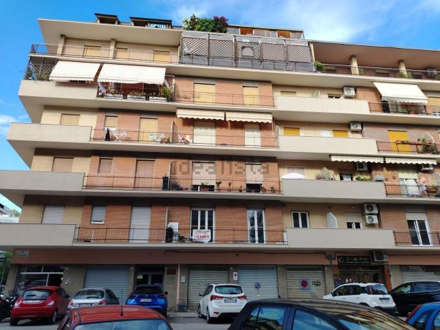 Appartamento in vendita di 110 m² in Via Raffaele Malagrida, 3
