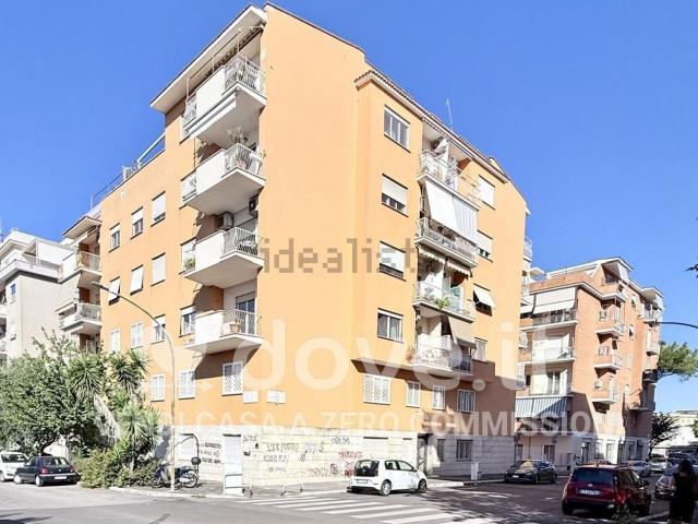 Appartamento in vendita di 110 m² in Via Raffaele Sorbi, 16