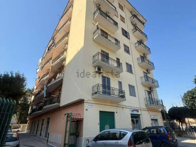 Appartamento in vendita di 110 m² in Via Raffaele Vitolo, 14