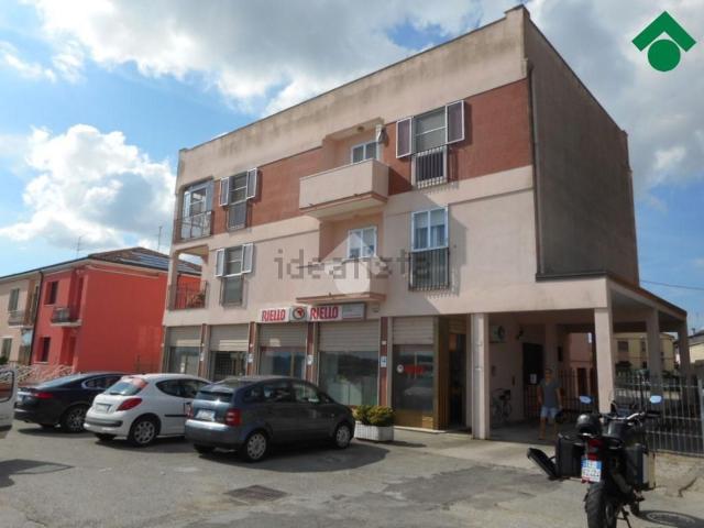 Appartamento in vendita di 110 m² in Via Raimondo Felletti, 51