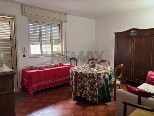 Appartamento in vendita di 110 m² in Via Resuttano, 10