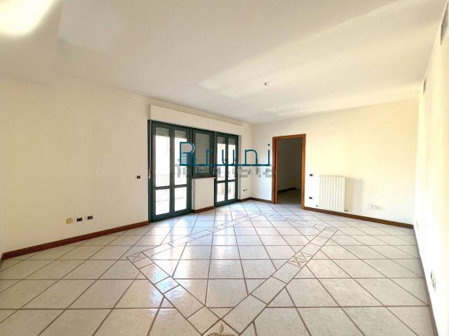 Appartamento in vendita di 110 m² in Via Risorgimento