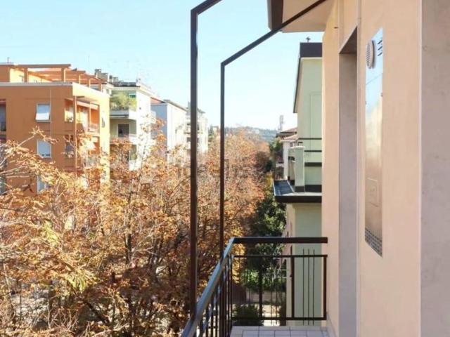 Appartamento in vendita di 110 m² in Via Tolosetto Farinati degli Uberti