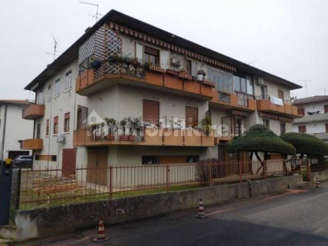 Appartamento in vendita di 110 m² in Via Torino, 14