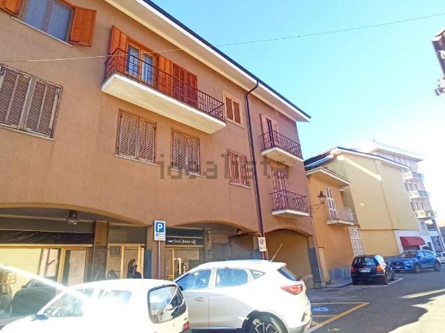 Appartamento in vendita di 110 m² in Via Torino, 23