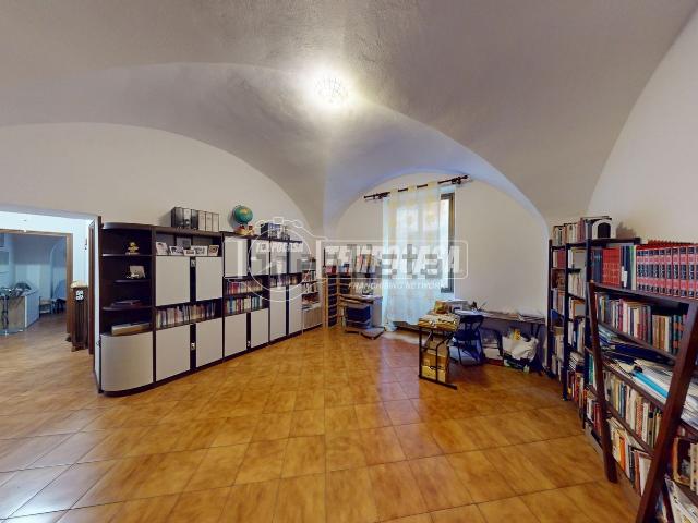 Appartamento in vendita di 110 m² in Via Torlaro, 22