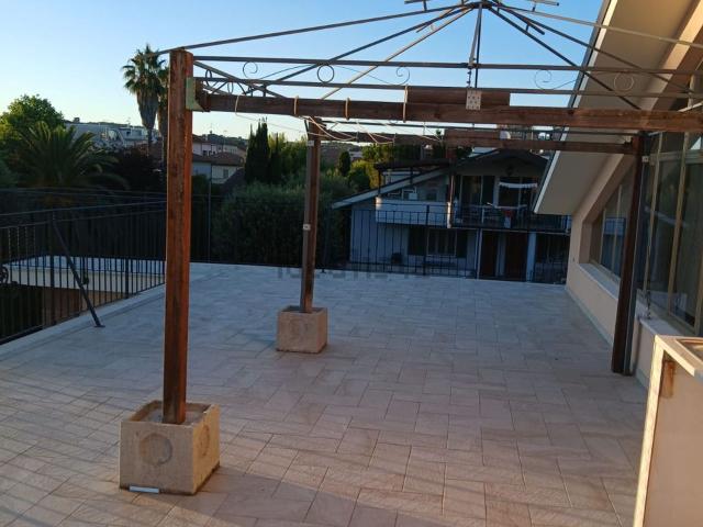Appartamento in vendita di 110 m² in Via Torquato Tasso, 52