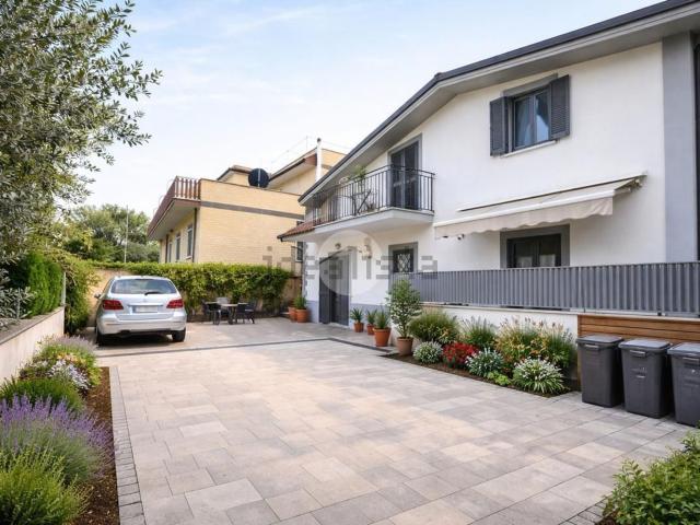 Appartamento in vendita di 110 m² in Via Tortorici, 168